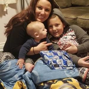 Meet your Posher, Kayla